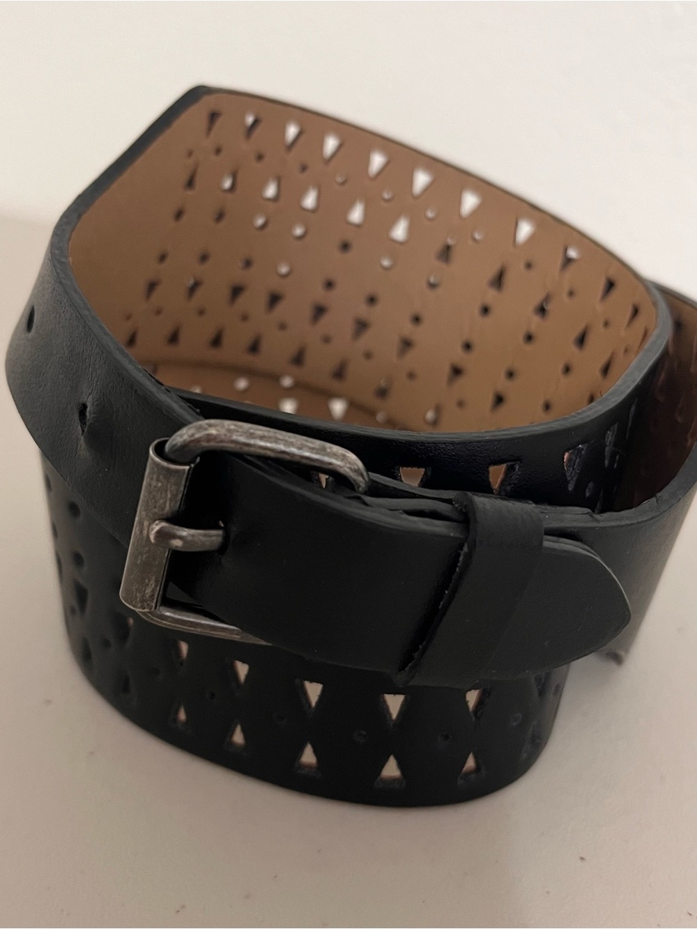 BCBGMaxAzria Black Cutout Wide Waist Bonded Leather Belt Sz S